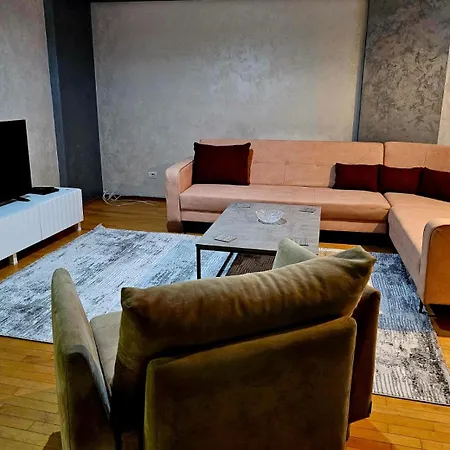 35 Apartment